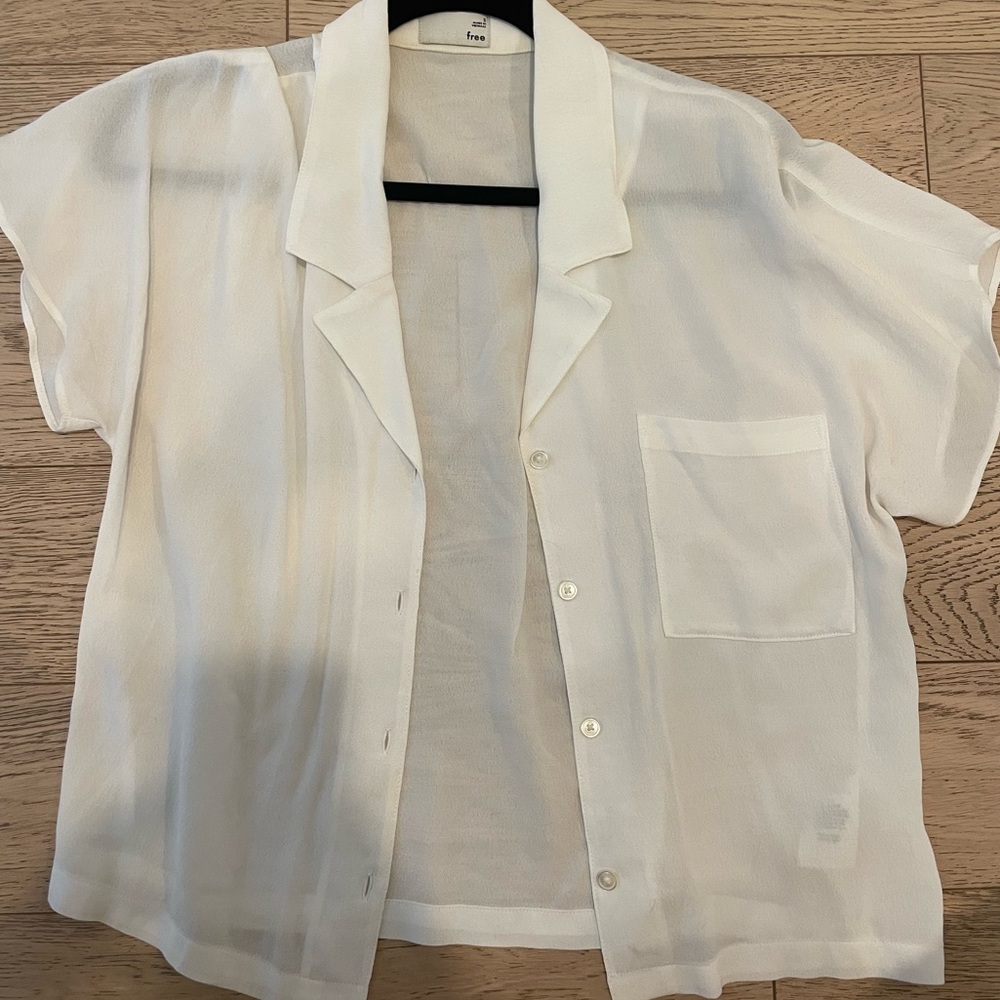 wilfred free crepe satin button down t-shirt